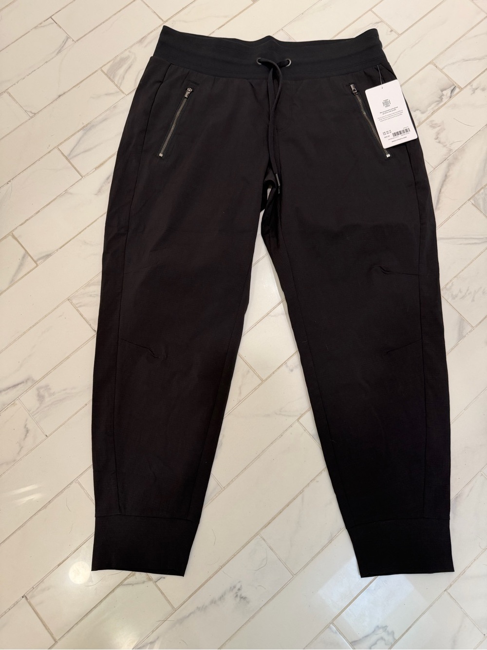 NWT Athleta Black Jogger Pants – Women’s Size 10 Petite - Picture 5 of 11